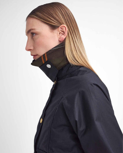 Barbour Cropped Beadnell Womens Wax Jacket - Black/Classic