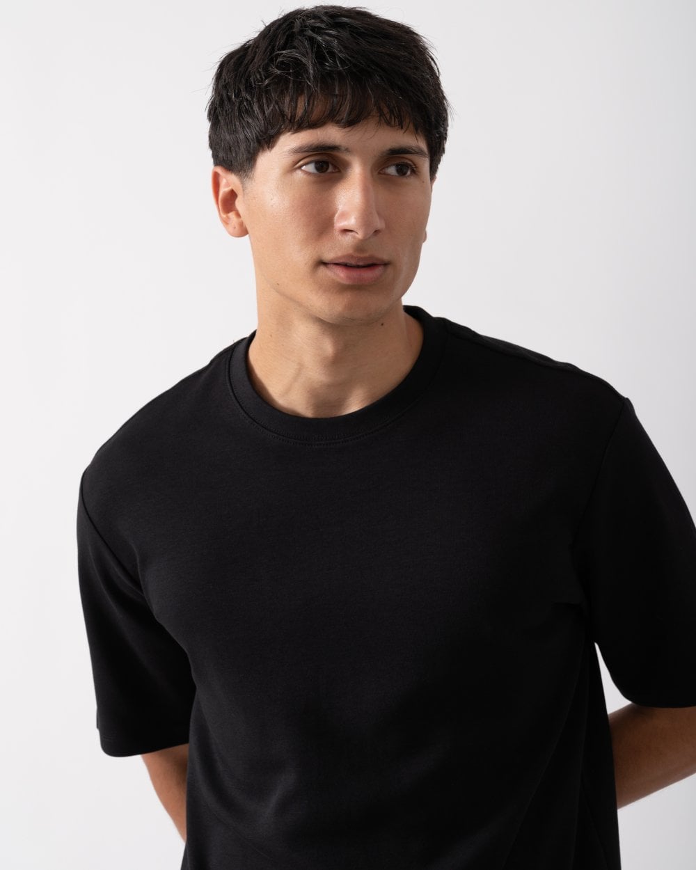 Oliver Sweeney Palmela Mens Crew Neck T-Shirt - Black