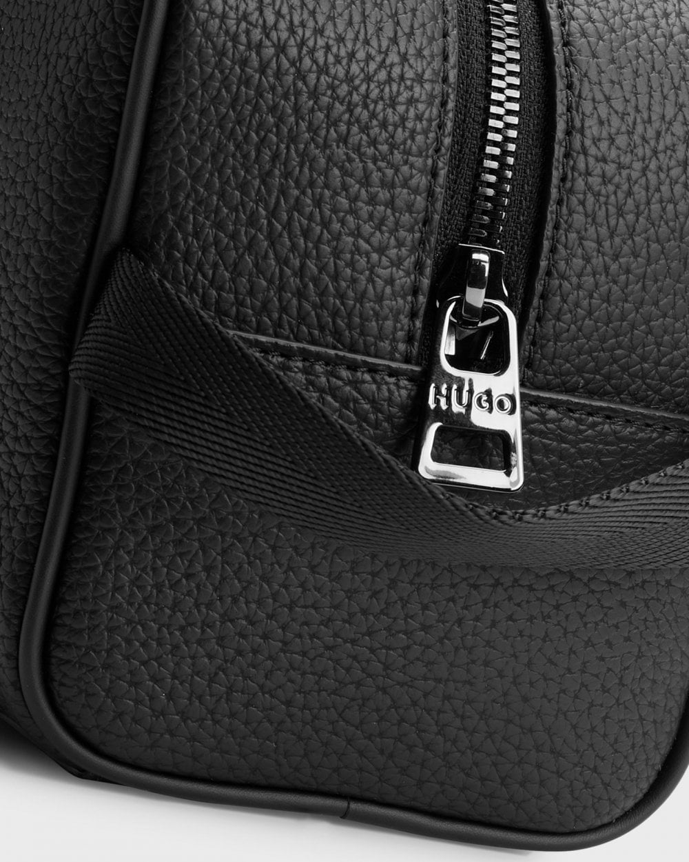 HUGO Nesh Mens Grained Washbag with Stacked Logo 