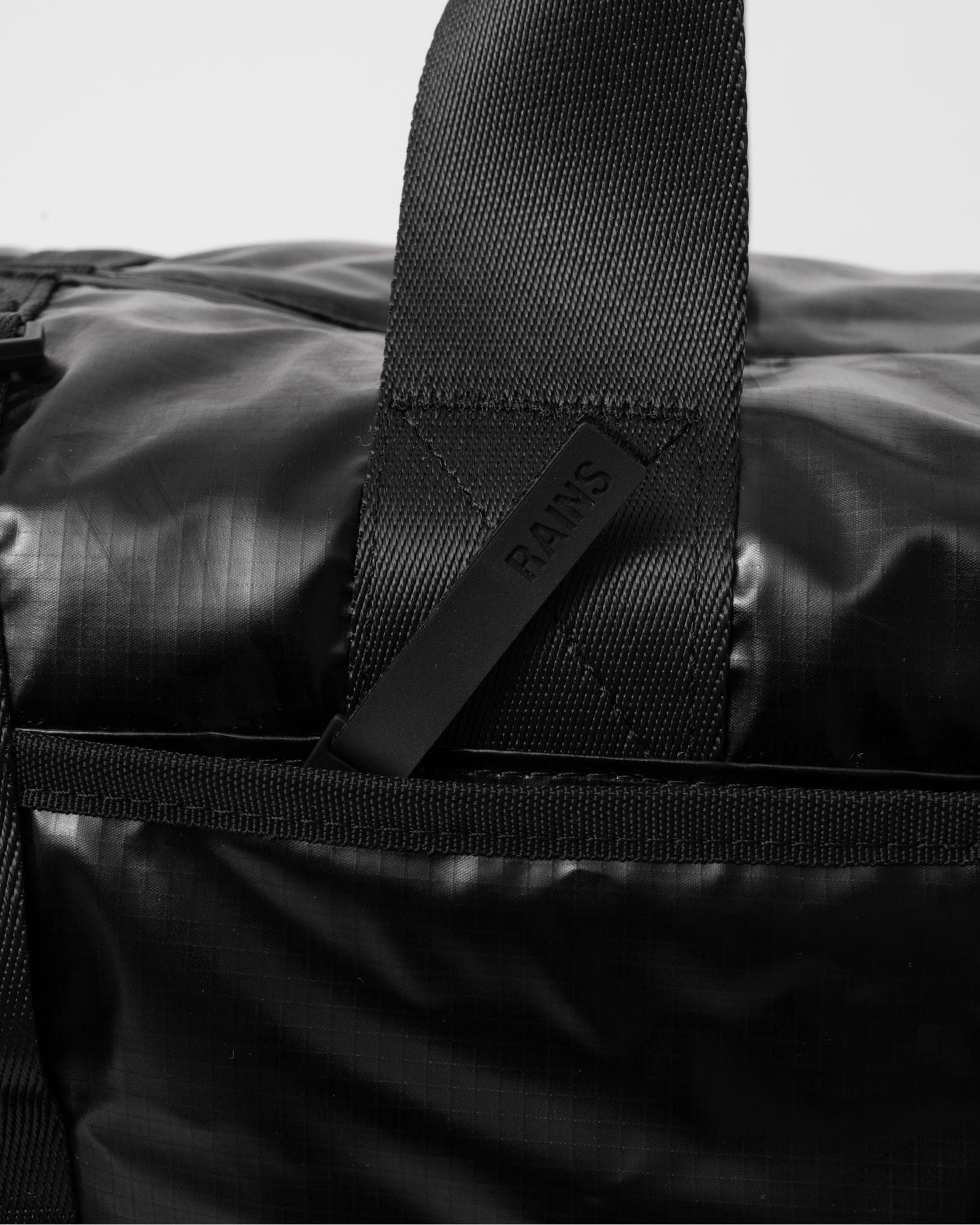 Rains Sibu Weekend Bag