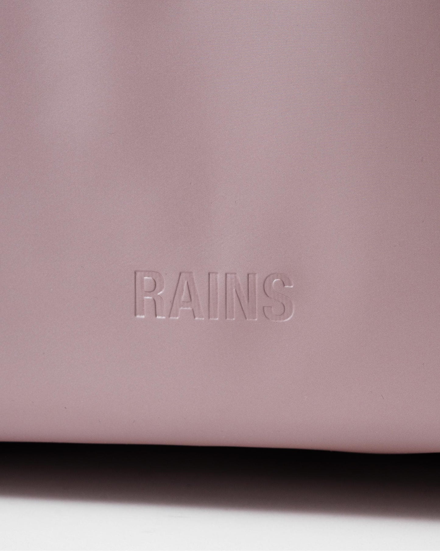 Rains Unisex Rolltop Rucksack - 37 Muse