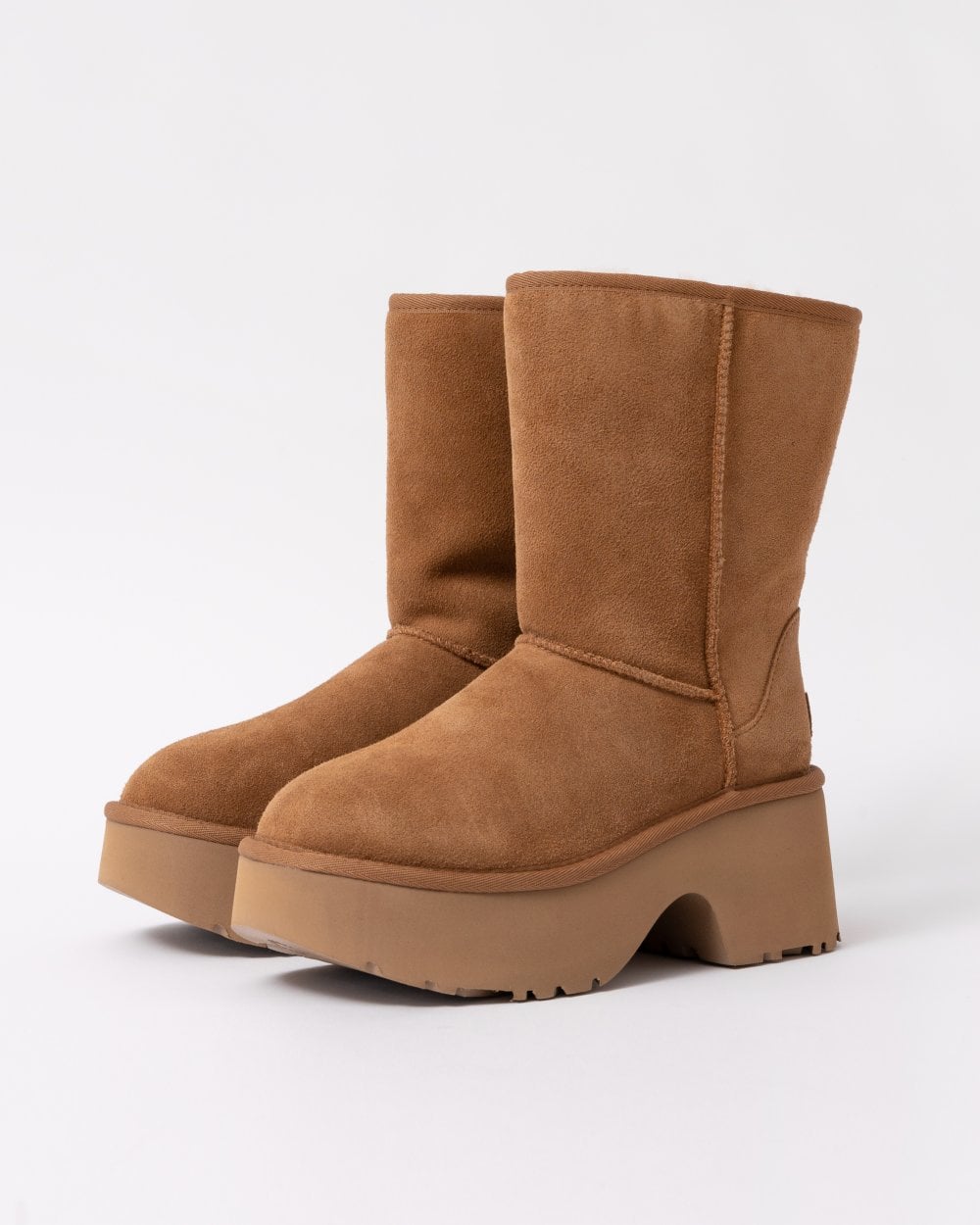 UGG Womens Classic New Heights Short Platform Boot