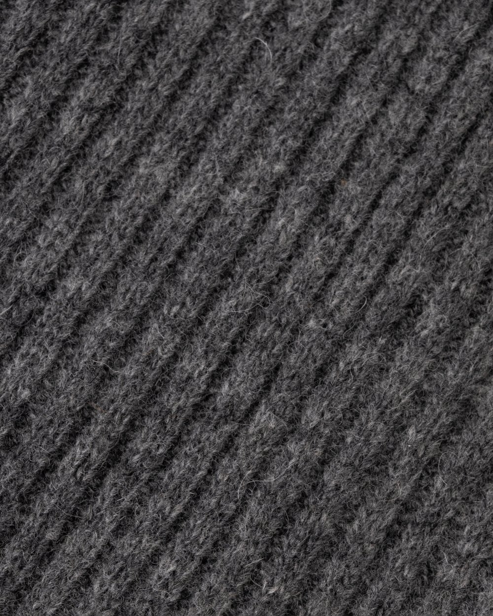 GANT Mens Beanie & Scarf Gift Set - 90 Charcoal Melange