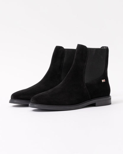 Tommy Hilfiger Flag Low-Heel Suede Womens Chelsea Boots - Black