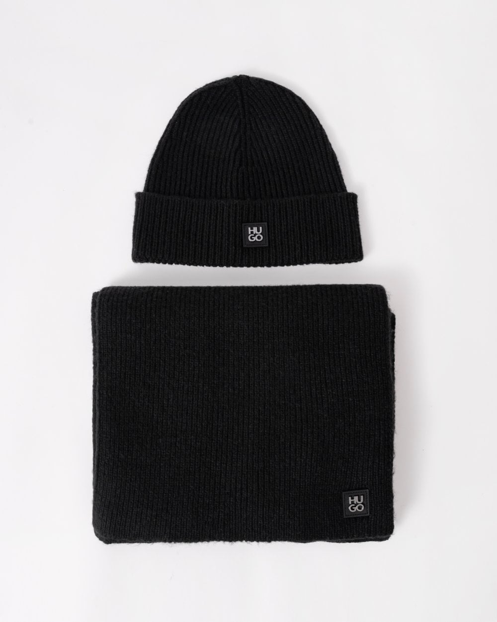 HUGO Zaso Mens Scarf and Beanie Gift Set