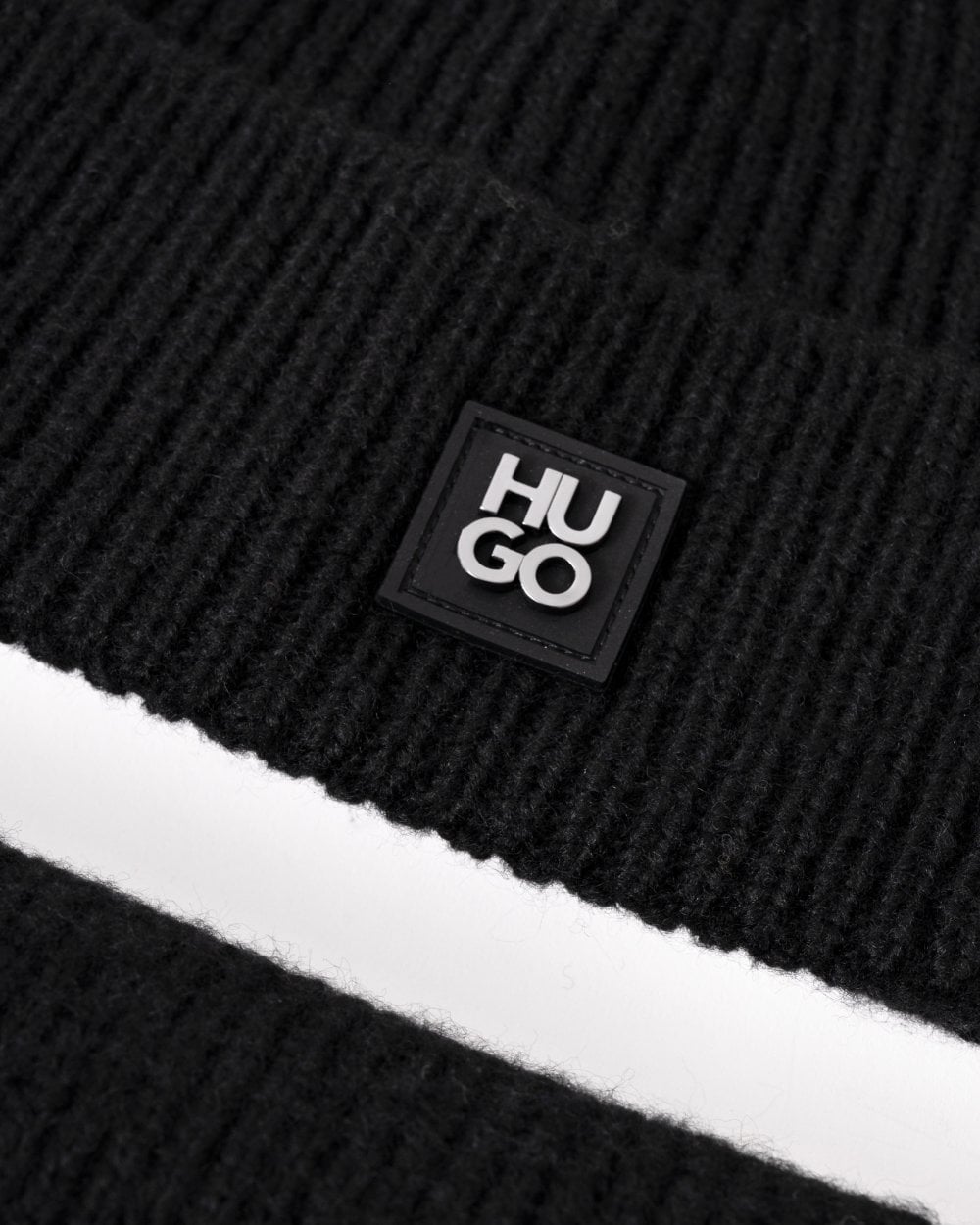 HUGO Zaso Mens Scarf and Beanie Gift Set
