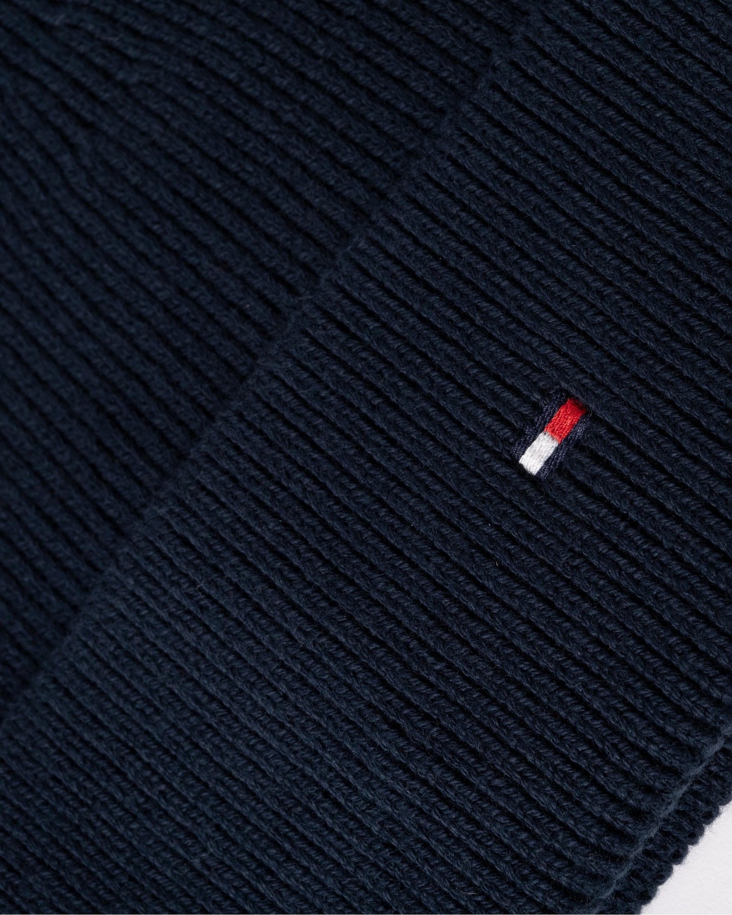 Tommy Hilfiger Essential Womens Beanie & Gloves Gift Set