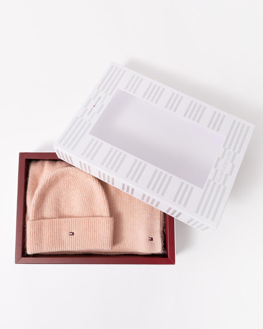 Tommy Hilfiger Essential Flag Fuzzy Womens Beanie & Scarf Gift Set - Pink Bloom