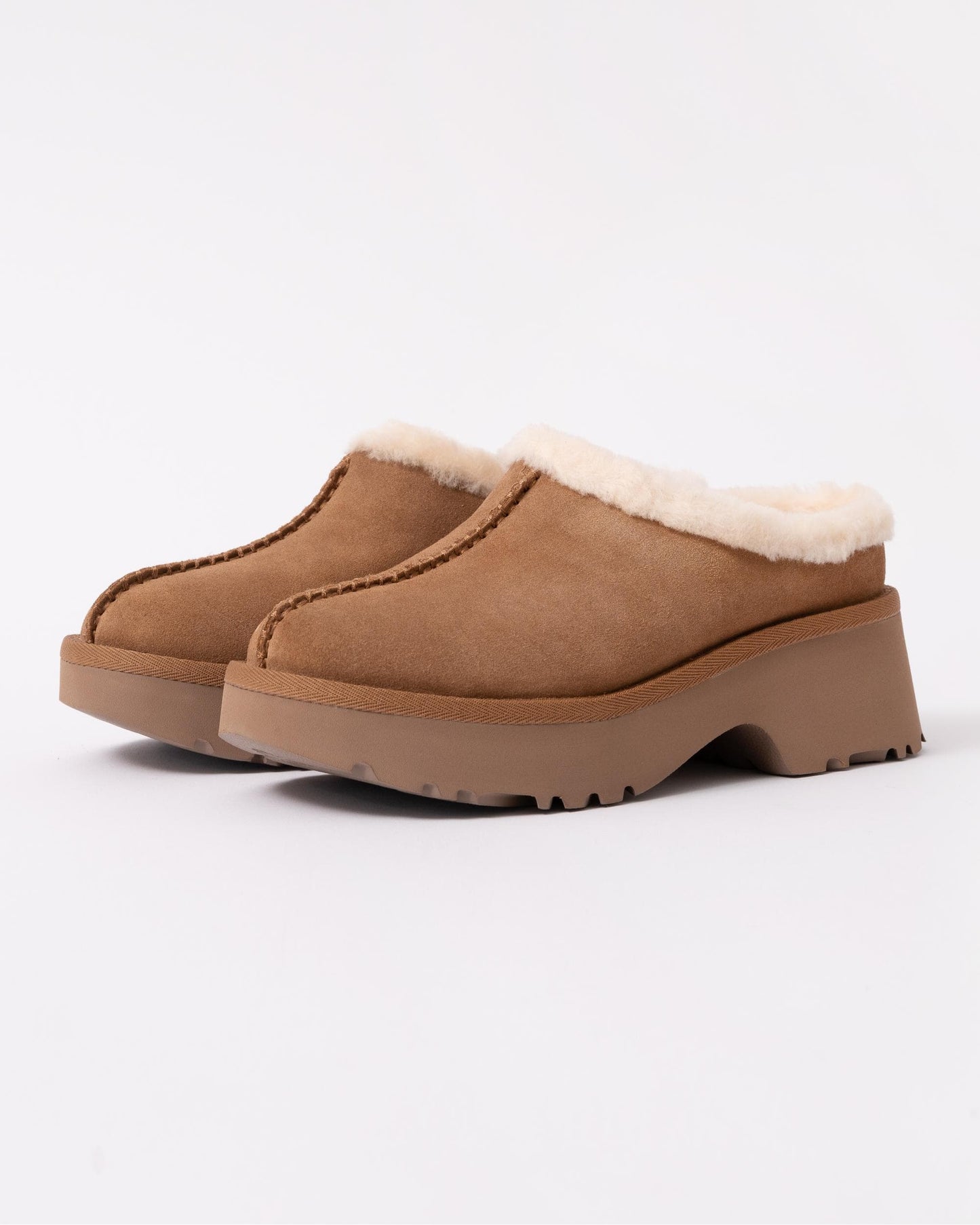 UGG New Heights Cozy Womens Platform Clogs