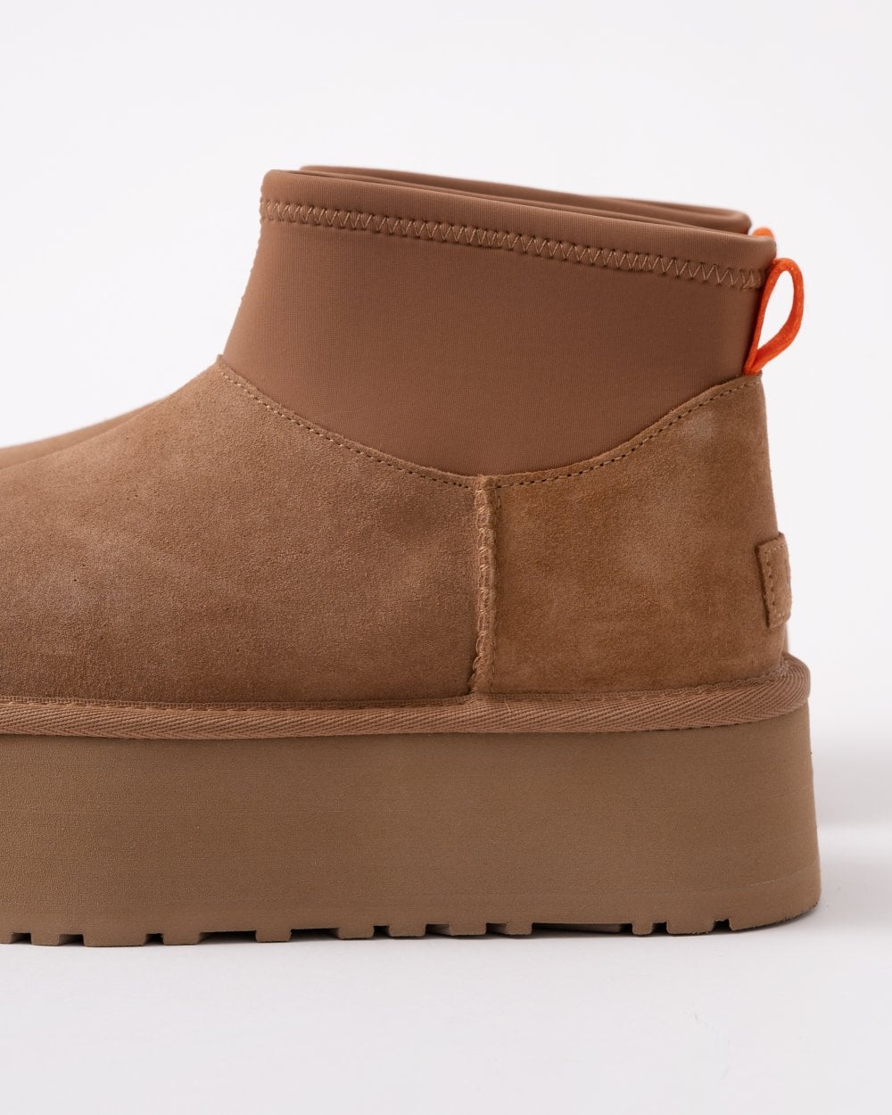 UGG Womens Classic Mini Dipper Platform Boots - Chestnut