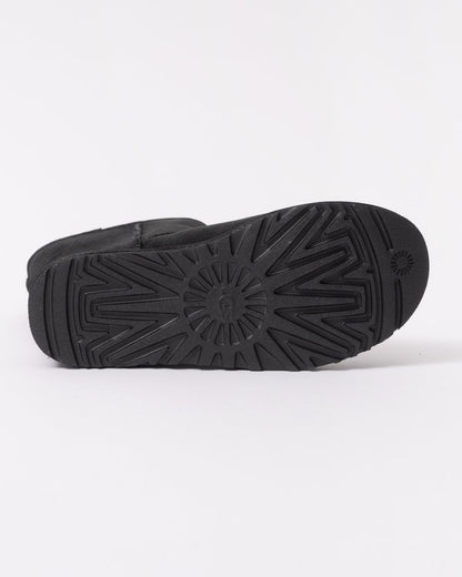 UGG Classic Short II Womens Boot - Black