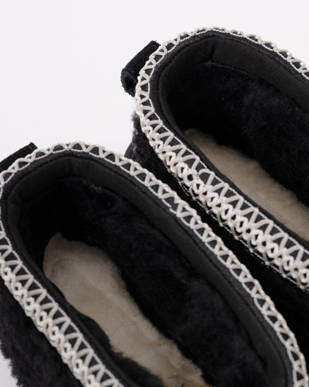UGG Womens Classic Ultra Mini Maxi Curly Boots - Black