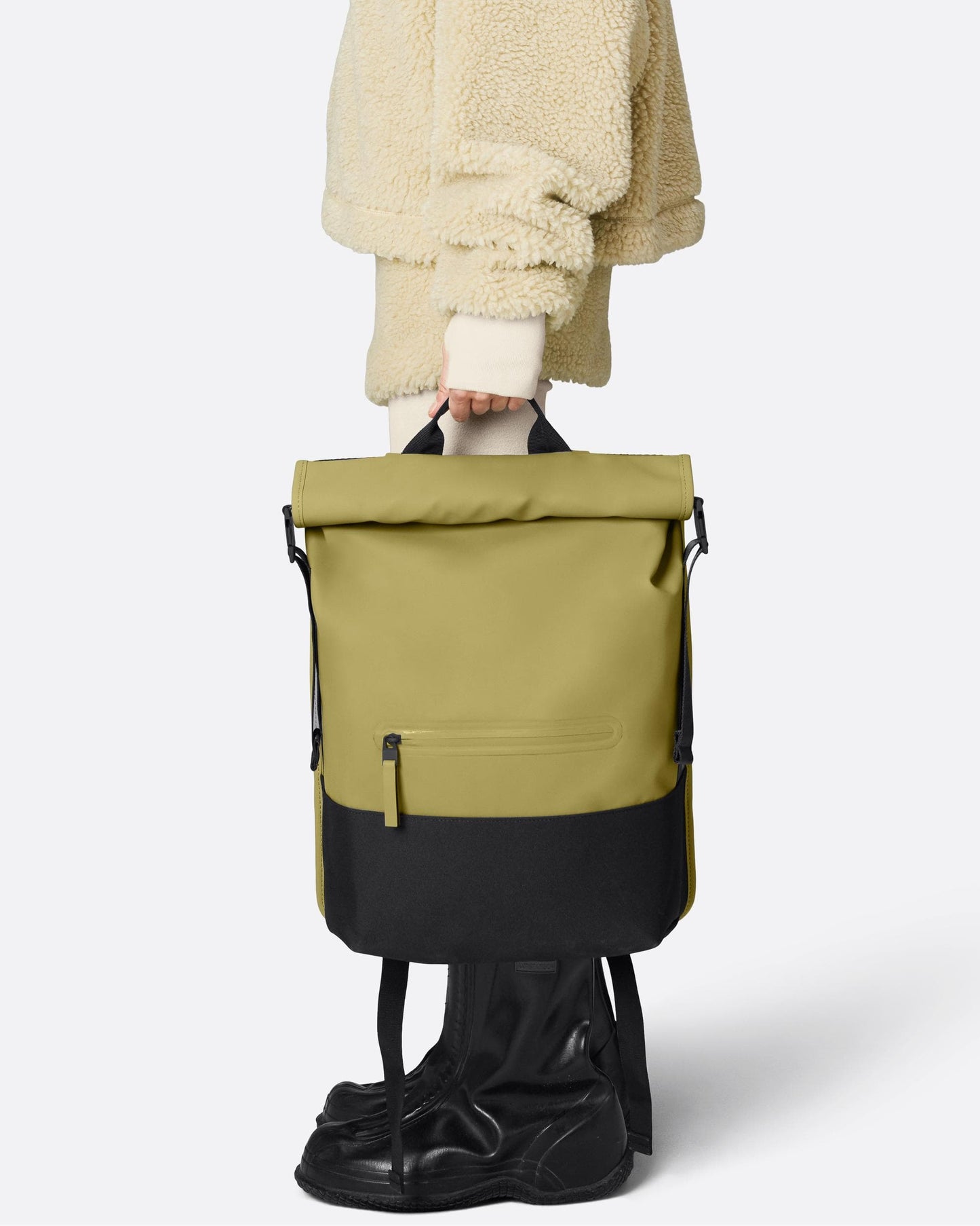 Rains Unisex Trail Rolltop Backpack - 44 Khaki