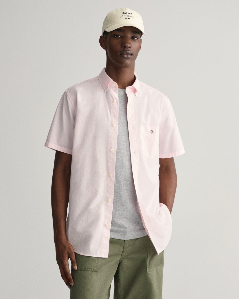 GANT Mens Regular Fit Short Sleeve Poplin Shirt - 662 Light Pink