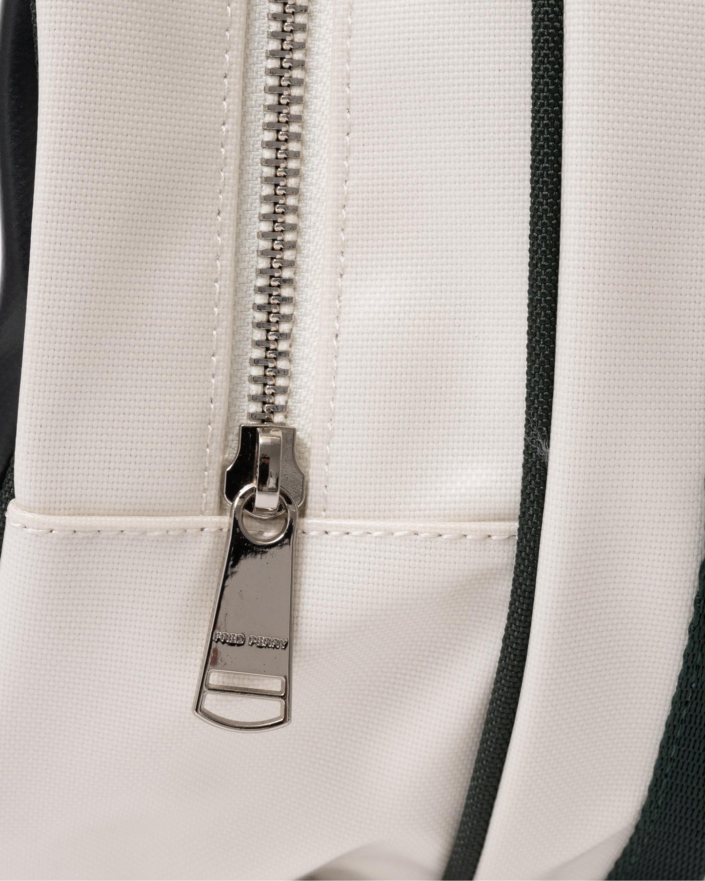 Fred Perry Recycled Polyester Classic Barrel Bag - Ecru/Night Green V11