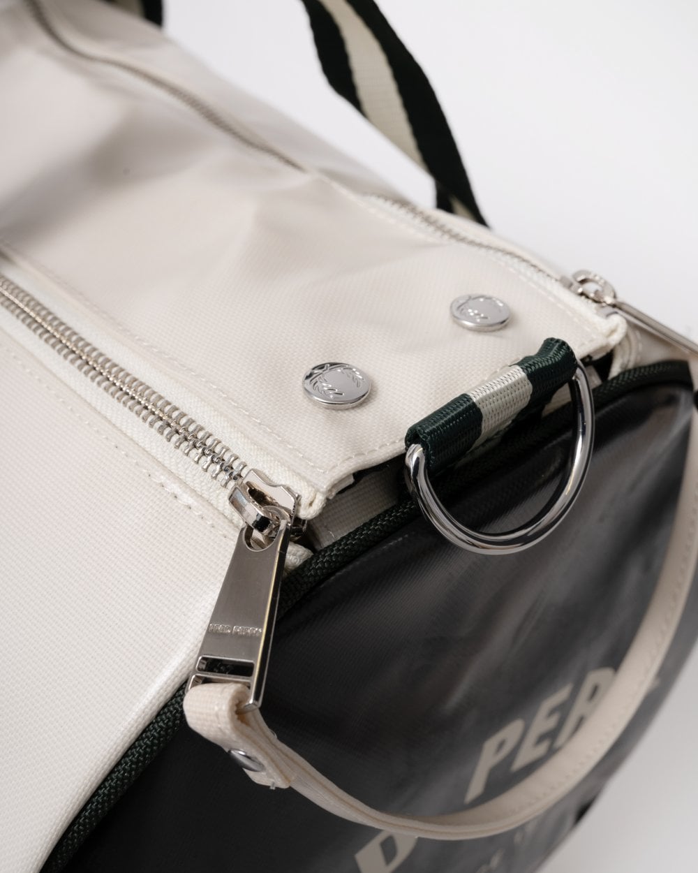 Fred Perry Recycled Polyester Classic Barrel Bag - Ecru/Night Green V11