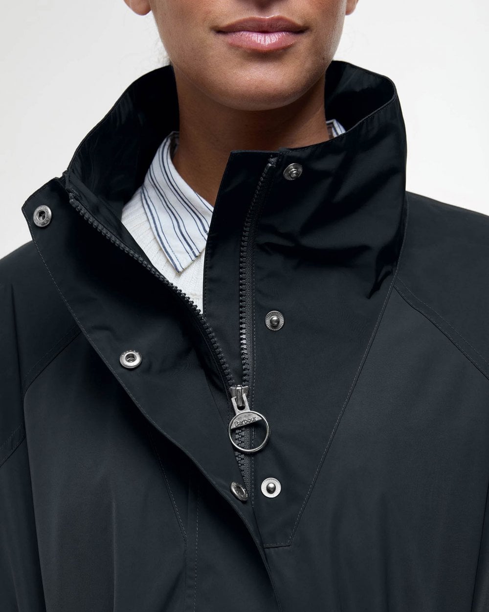 Barbour Suri Womens Showerproof Jacket - Black/Safari Dress Tartan