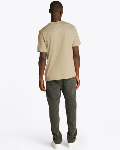 Tommy Hilfiger Essential Seasonal Regular Fit Solid Mens T-Shirt - Sandalwood