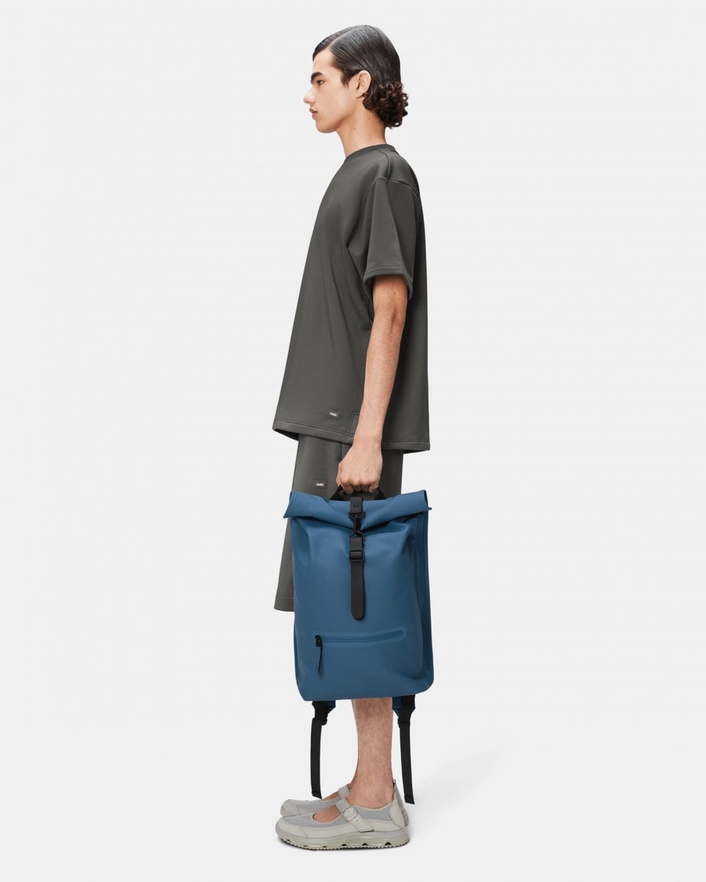 Rains Unisex Rolltop Rucksack - 109 Pulse