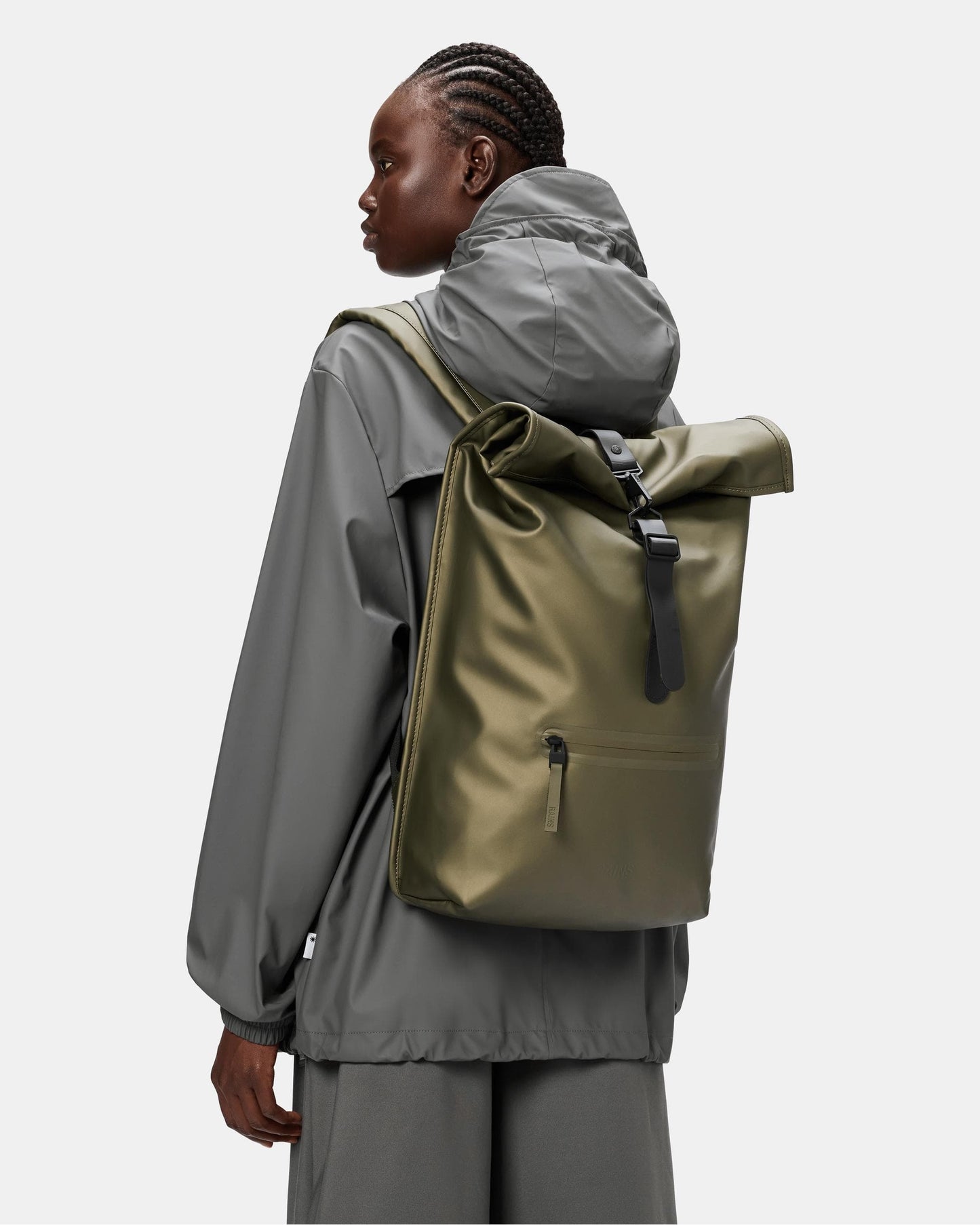 Rains Unisex Rolltop Rucksack - 105 Revel