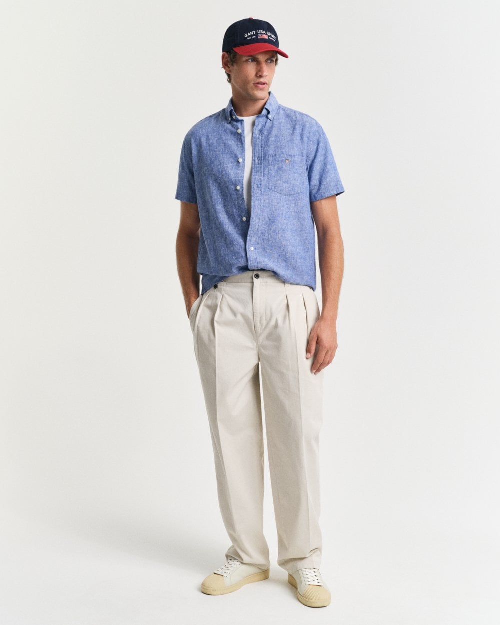 GANT Mens Regular Fit Cotton Linen Short Sleeve Shirt with Embroidered Shield - 407 Rich Blue