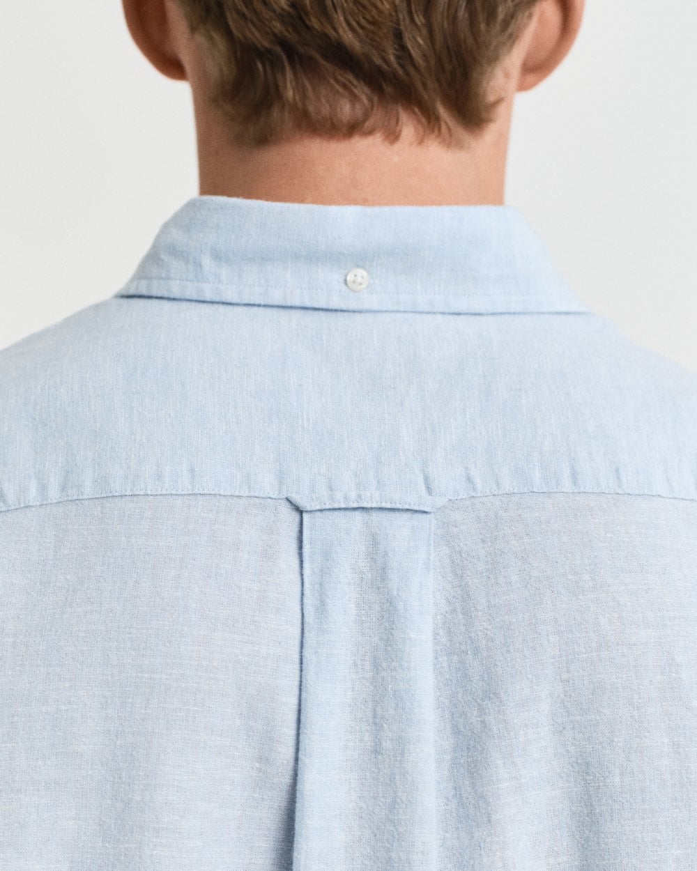 GANT Mens Regular Fit Cotton Linen Short Sleeve Shirt with Embroidered Shield - 457 Fresh Blue