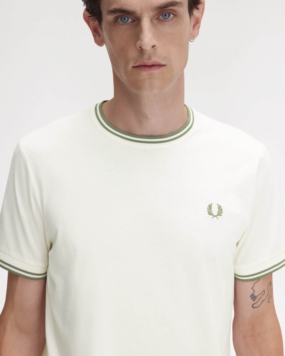 Fred Perry Mens Twin Tipped T-Shirt - Light Ecru/Olive Mint  Y54