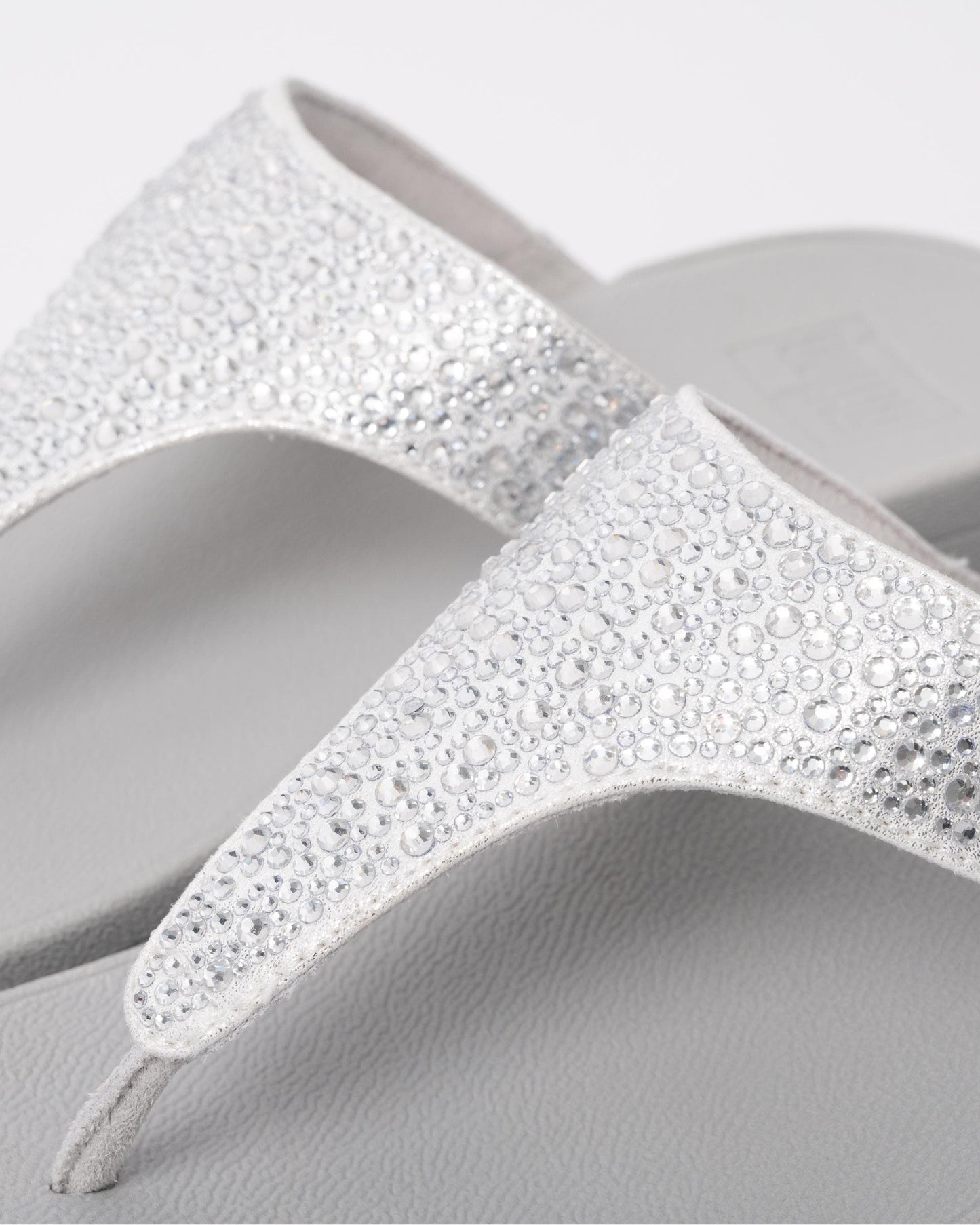 FitFlop Womens Lulu Crystal-Mix Toe-Post Sandals - Silver 011
