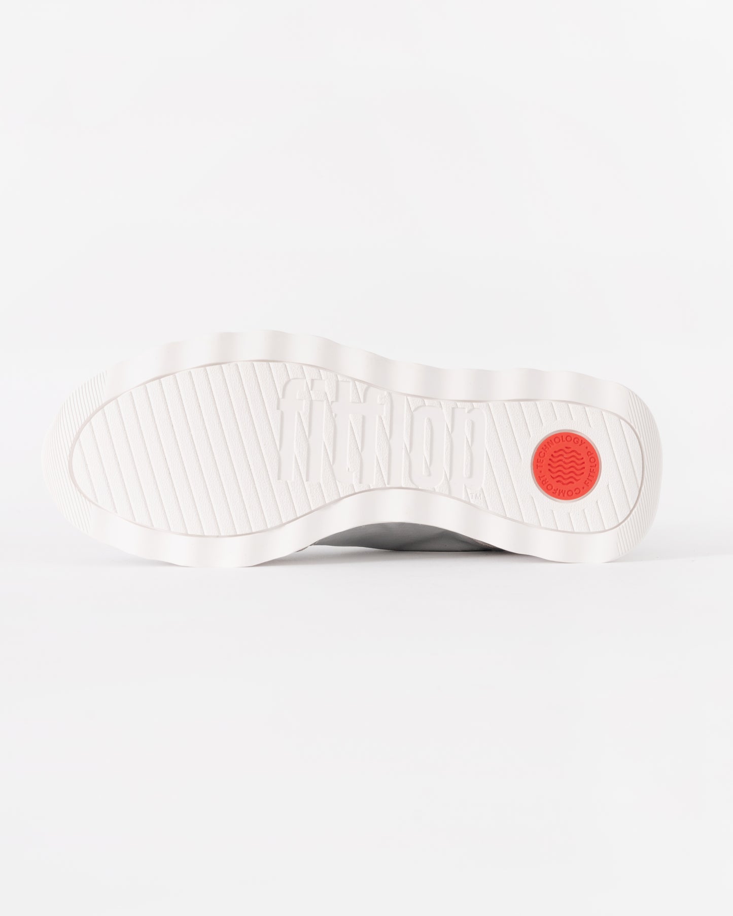 FitFlop Womens Retro-Q FF Metallic-Fabric/Suede Trainers - Silver/Urban White E11 | CHO | Designer Womens Trainers