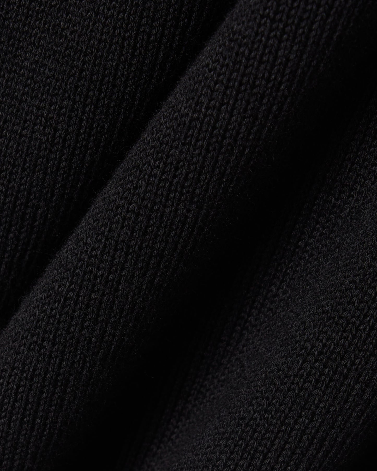 Lacoste Monochrome Jersey Mens V Neck Sweater - Black 031 | CHO | Designer Mens Sweatshirts