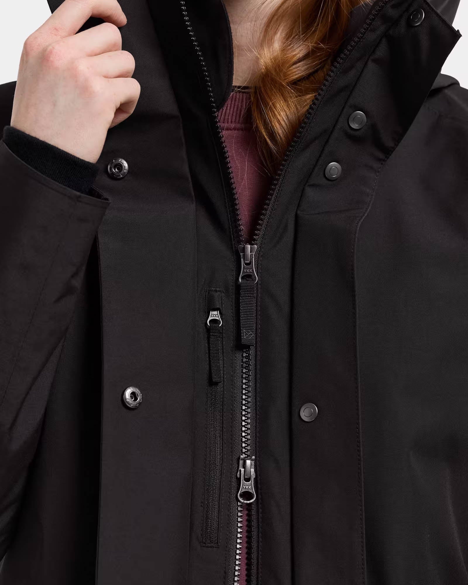 Didriksons Womens Alana Parka 2 - Black 060 | CHO | Designer Womens Parkas