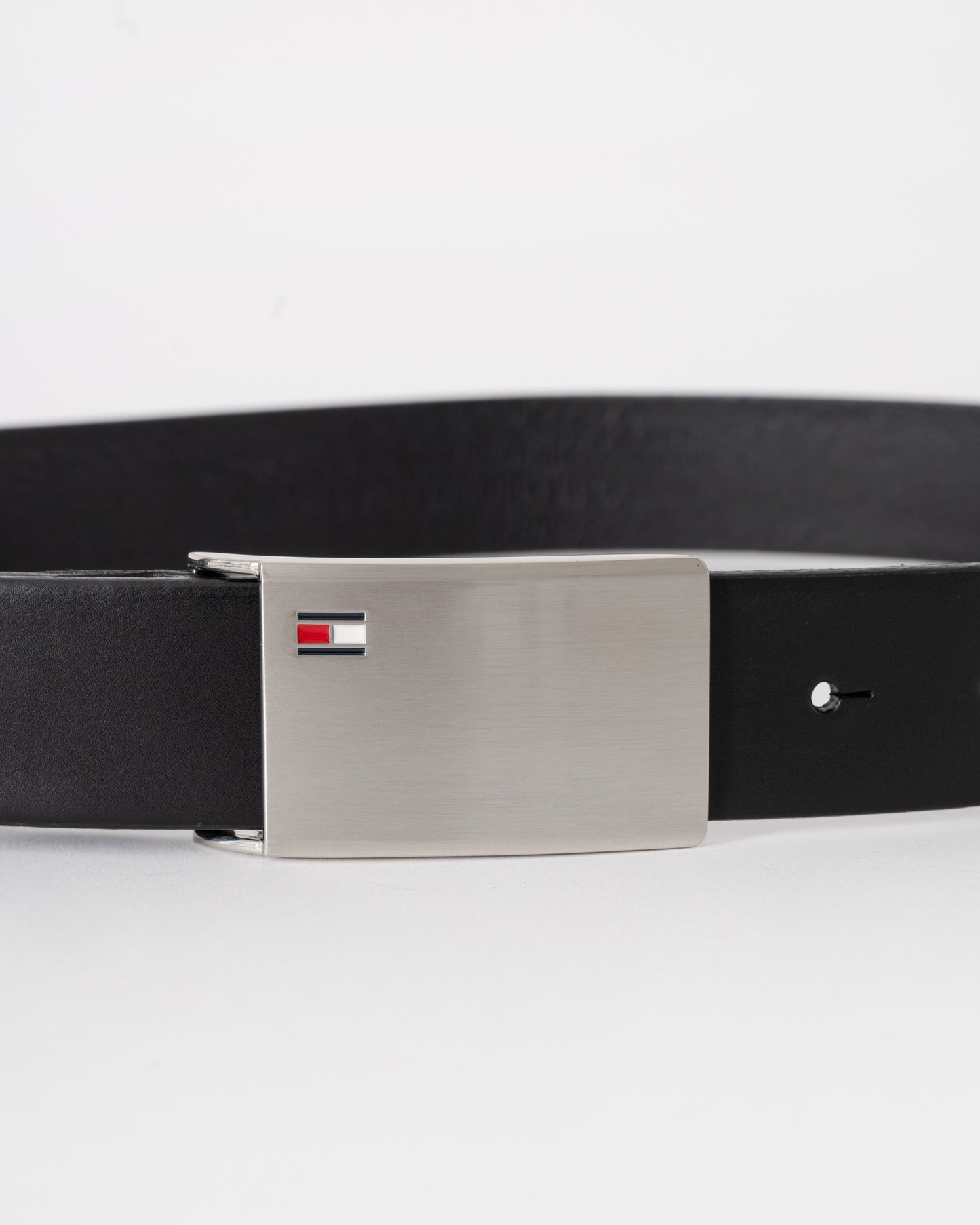 Tommy Hilfiger TH Plaque Mens Adjustable Belt 3.5cm - Black | CHO | Designer Mens Belts