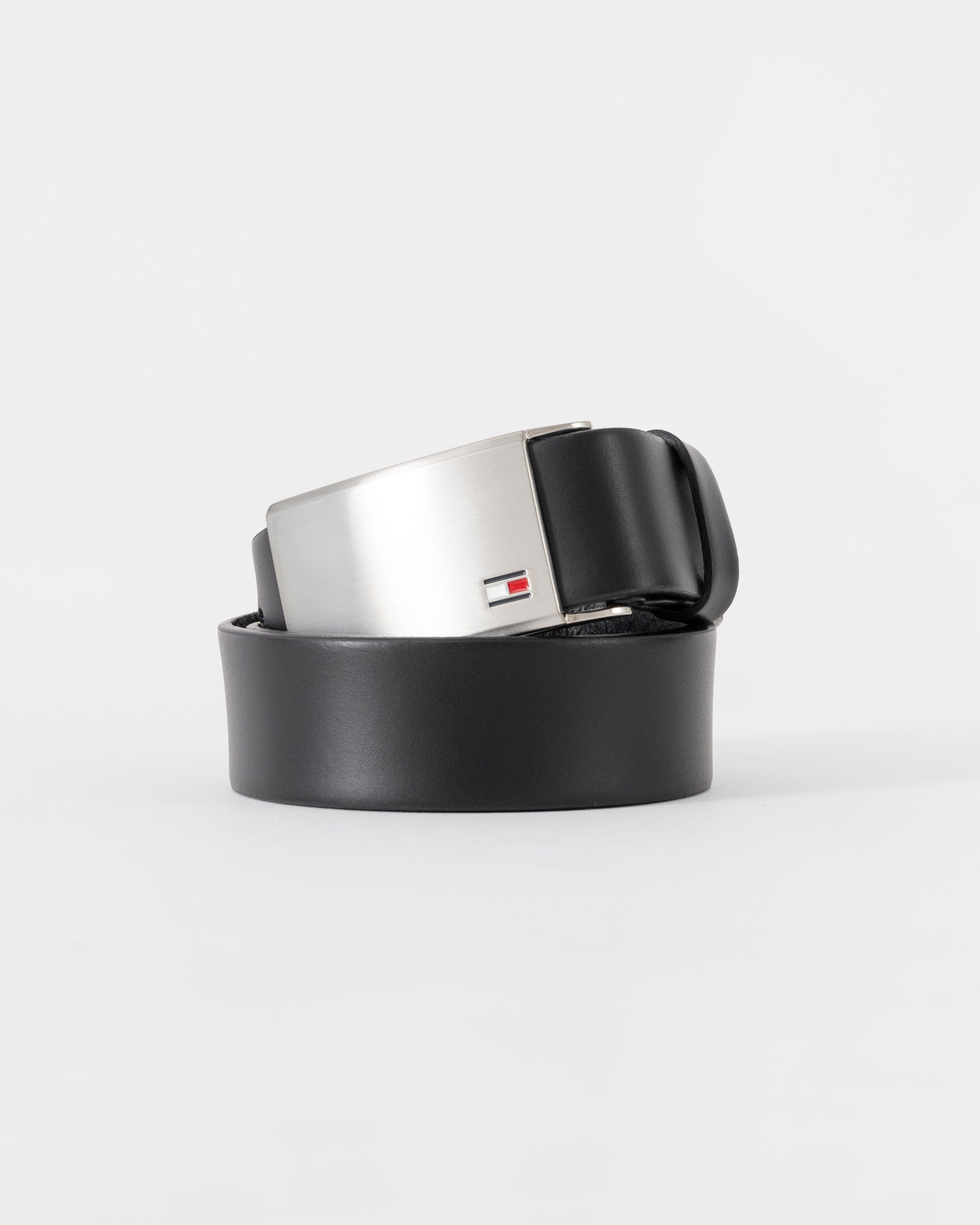 Tommy Hilfiger TH Plaque Mens Adjustable Belt 3.5cm - Black | CHO | Designer Mens Belts