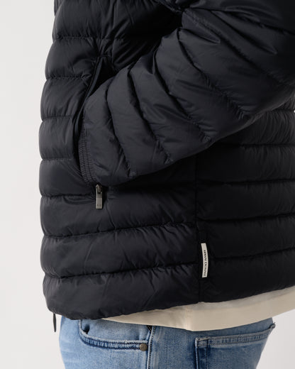 detail shot of a model wearing a Armani Exchange Mens Down Jacket XM001577-AF16927 in Deep Navy UB101