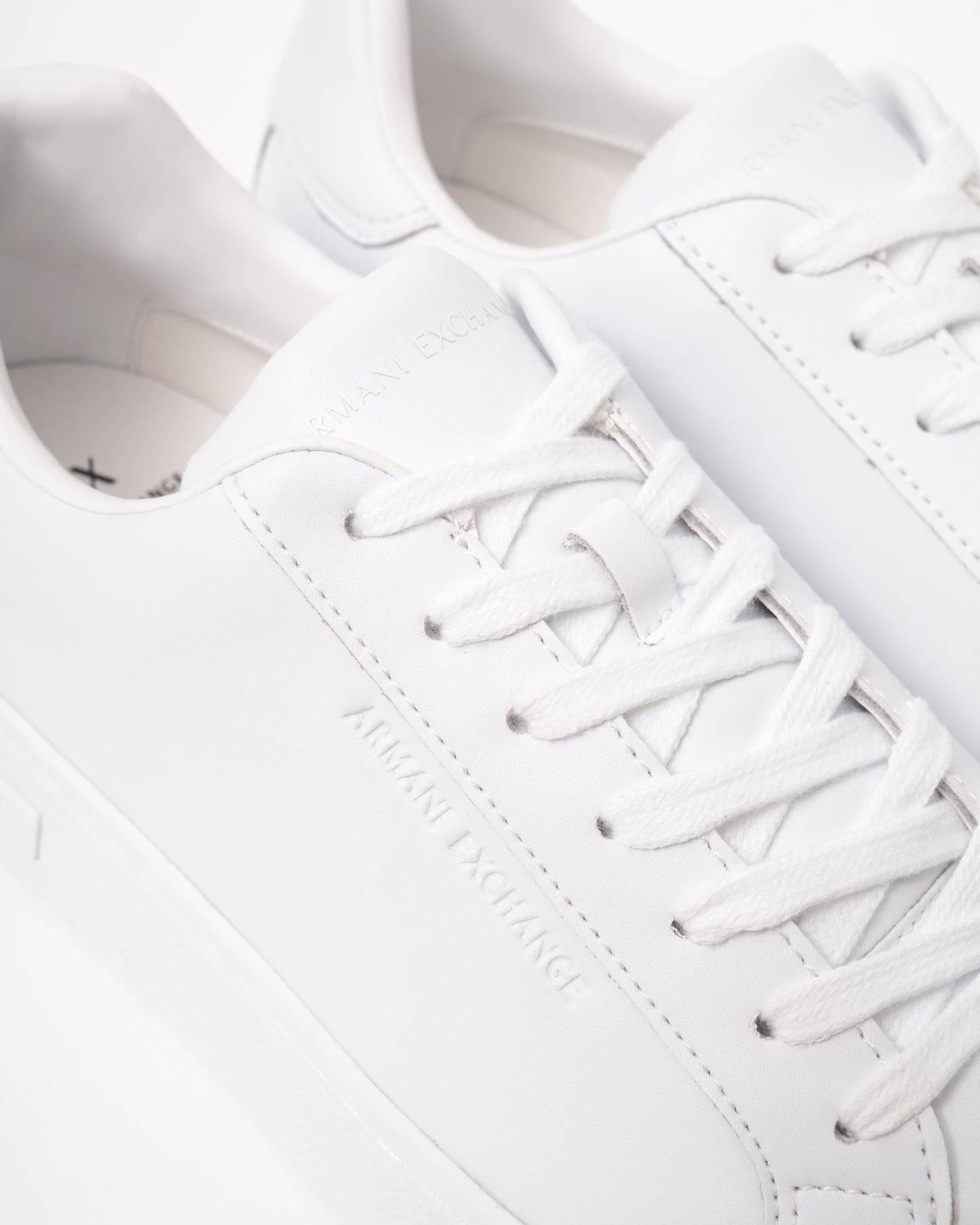 Armani Exchange Mens Sneaker XM000141-AF11912 - Brilliant White U0002