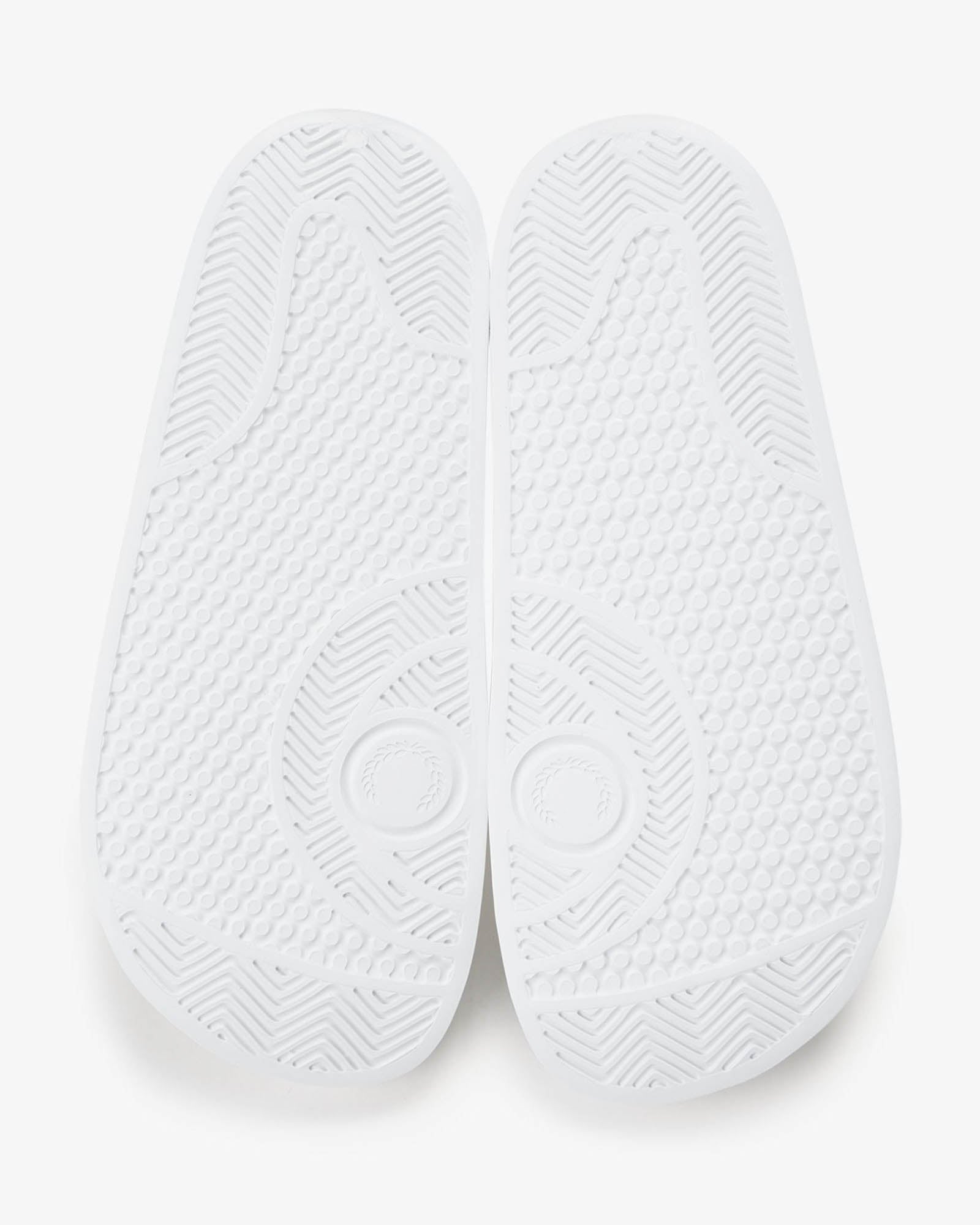 Fred Perry Mens Branded Slider - White/Navy 100 | CHO | Designer Mens Sandals