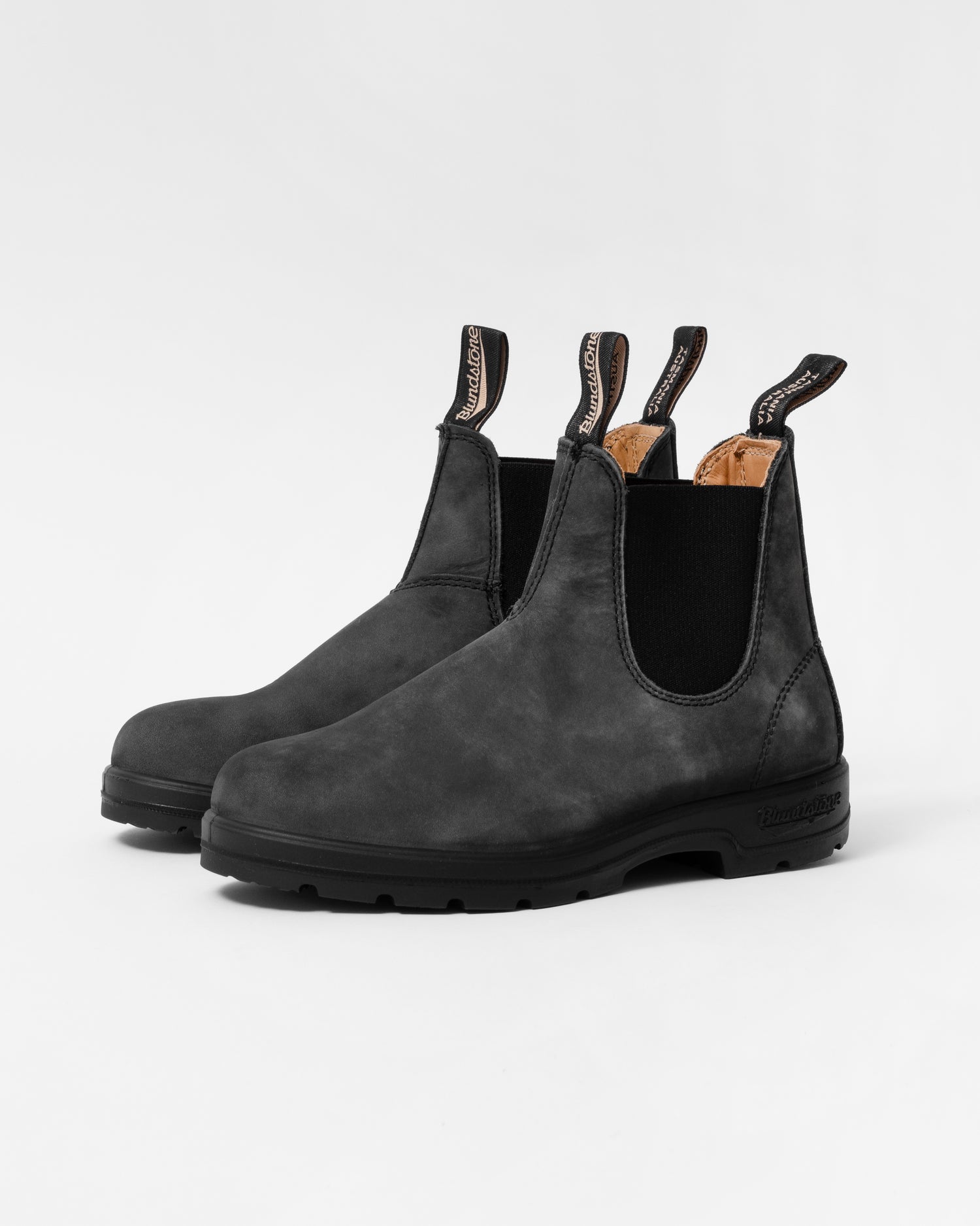 a pair of Blundstone 587 Classic Unisex Boots