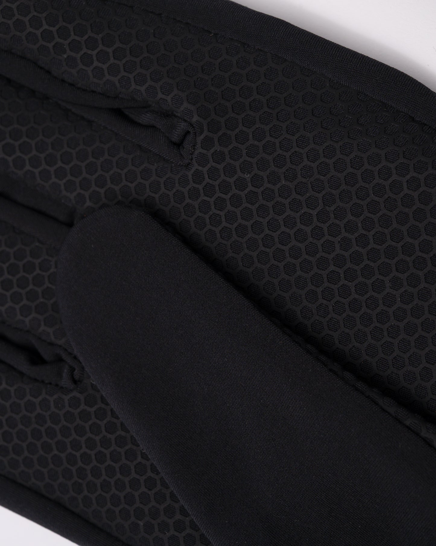 BOSS Green Mens Running Gloves 50548925 - Black 001