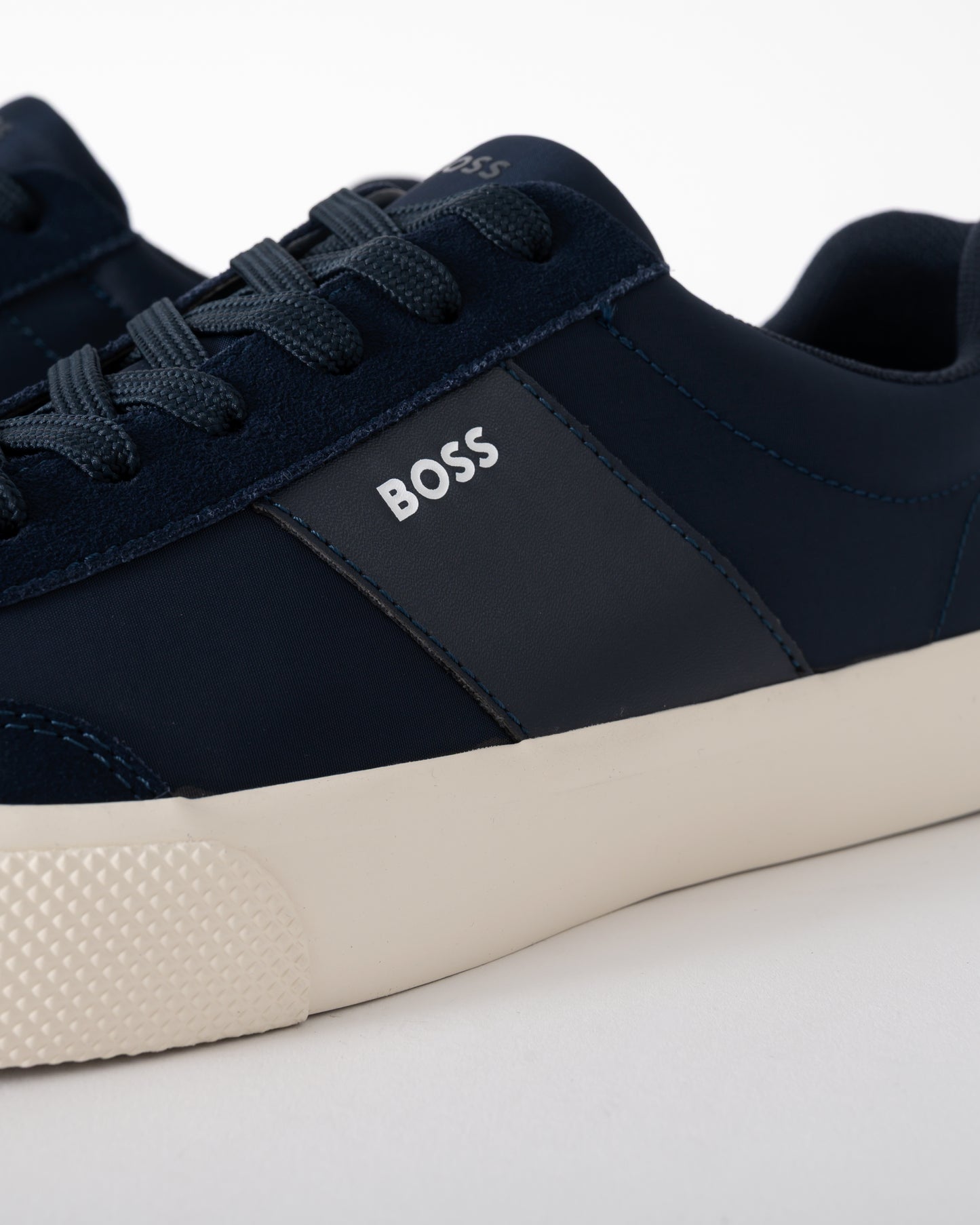logo detail of BOSS Orange Aiden_Tenn_sdnypu Mens Trainers in Dark Blue 401