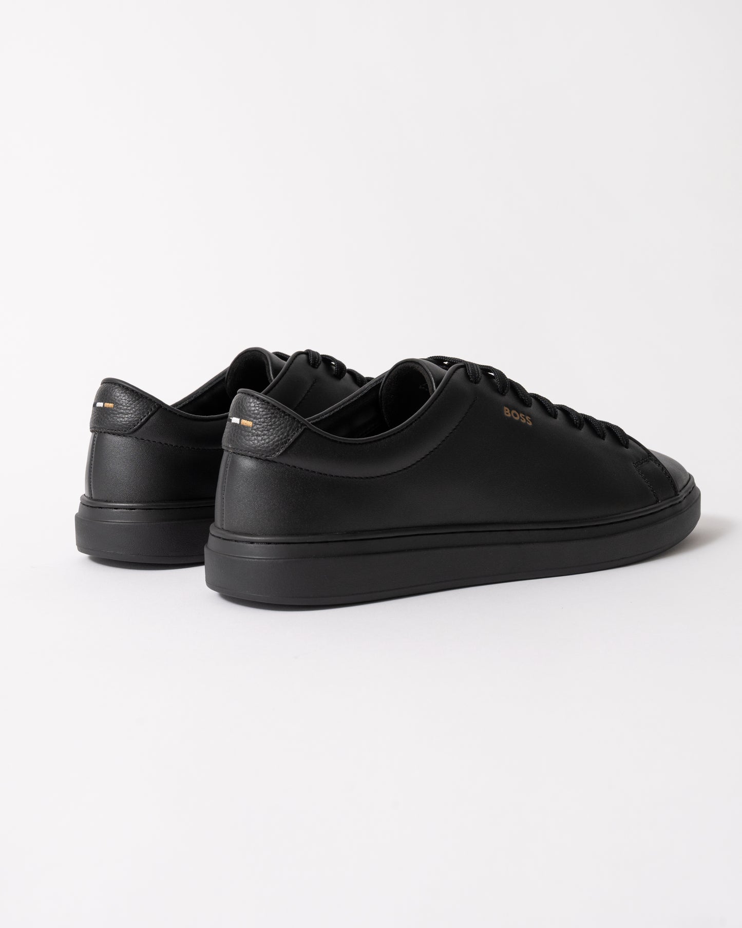 back view of BOSS Orange Kieran_Tenn_butb Mens Trainers in Black 005