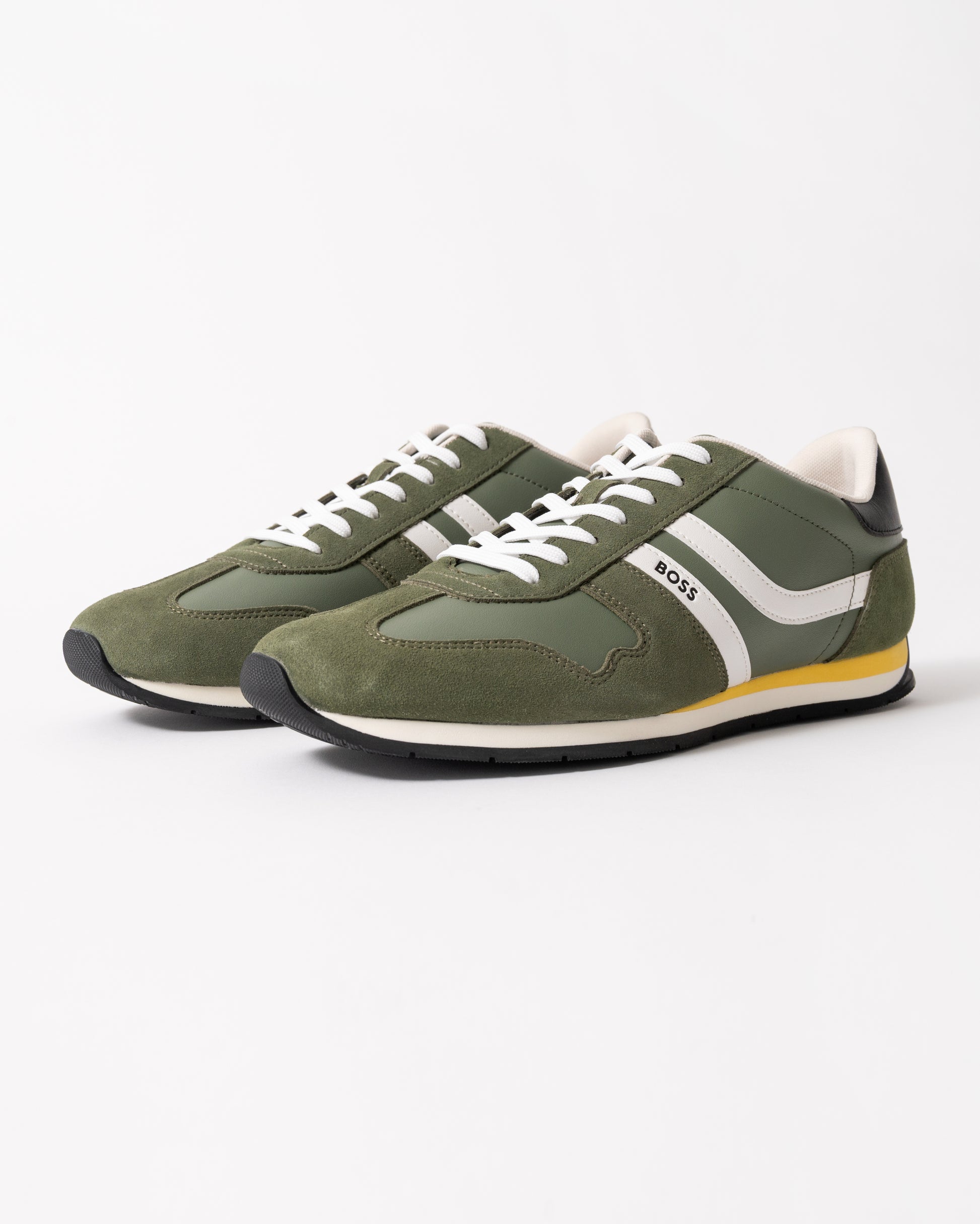 BOSS Orange Levon Runn pumi Mens Trainers in Dark Green 307