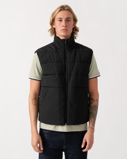 Front of the gilet in the BOSS Orange Ojens 3-in-1 Bomber Jacket - Black 001
