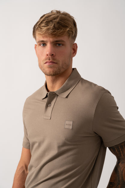 BOSS Orange Passenger Mens Stretch-Cotton Slim-Fit Polo Shirt with Logo Patch - Open Green 346