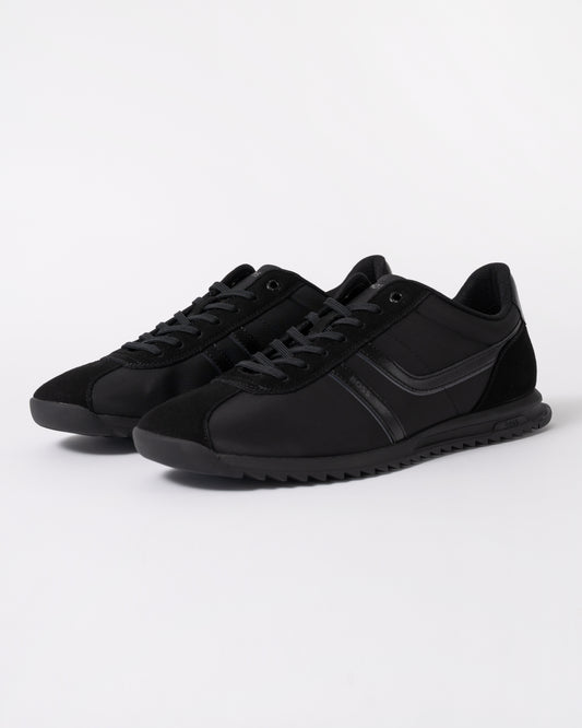 a pair of BOSS Orange Zayn Mens Logo Trainers with Faux Suede Trims in Black 005