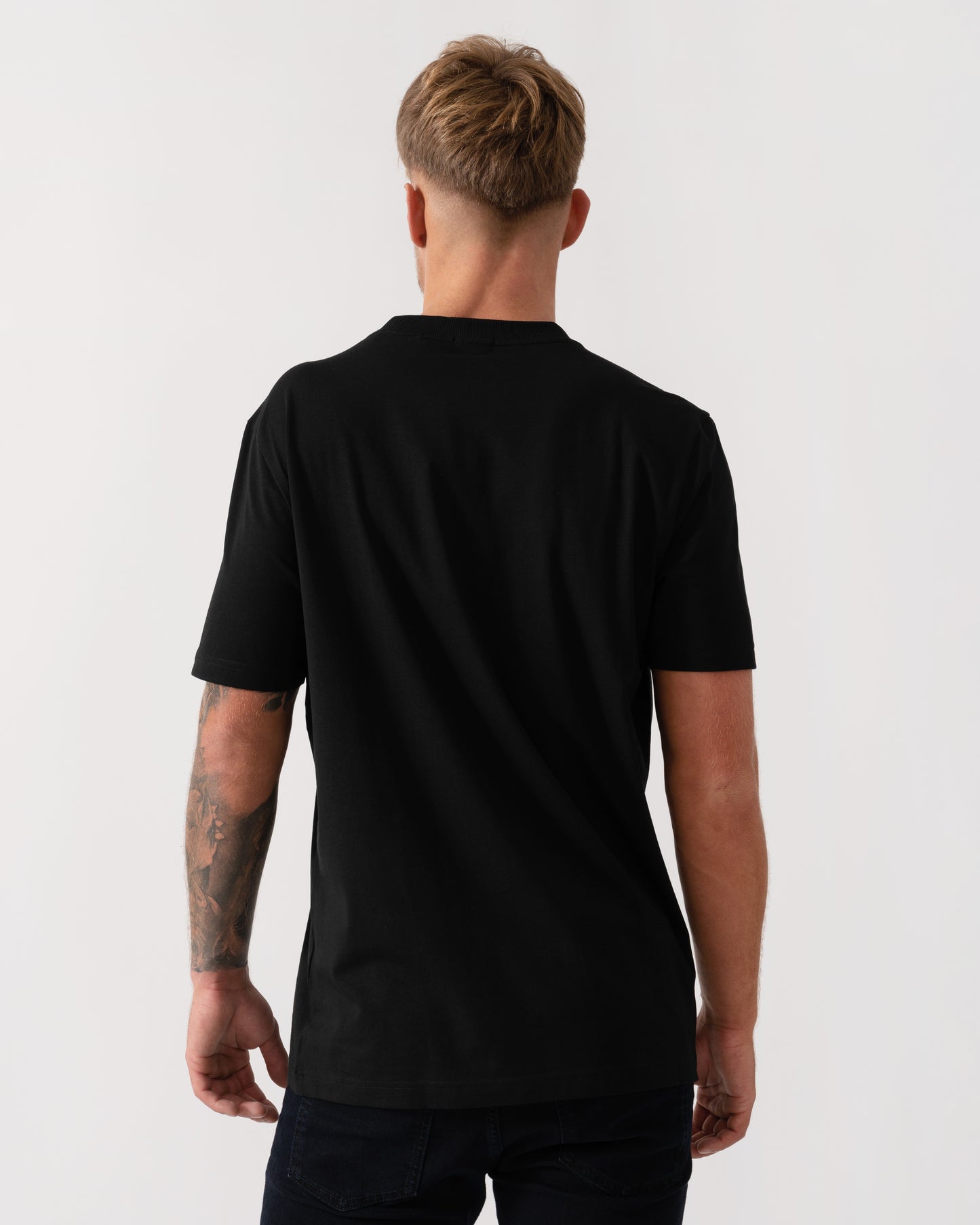 BOSS Green Tee Mens Stretch Cotton T-Shirt with Contrast Logo - Black 009