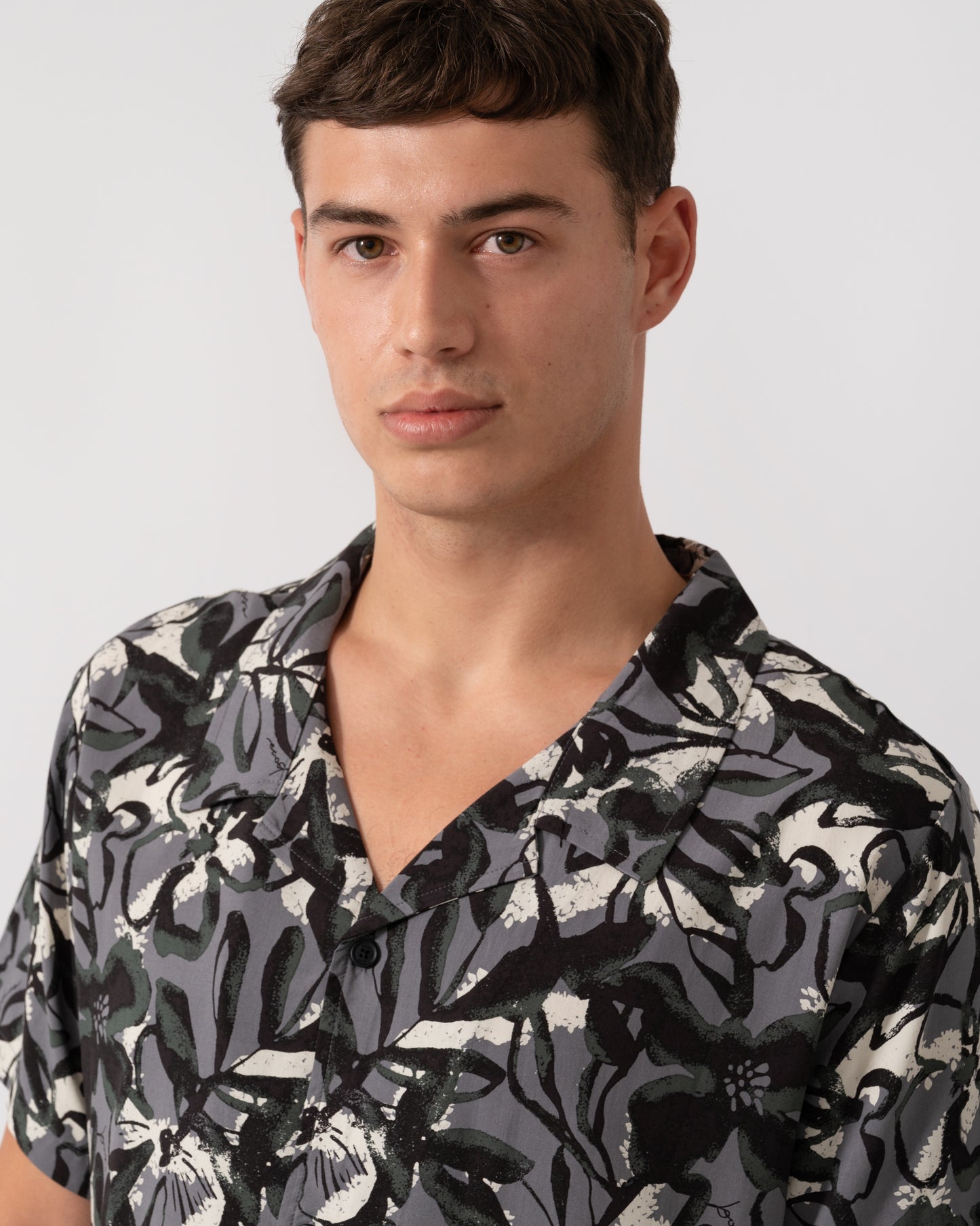 BOSS Orange Mens Short Sleeve Floral Print Beach Shirt - Open Grey 062