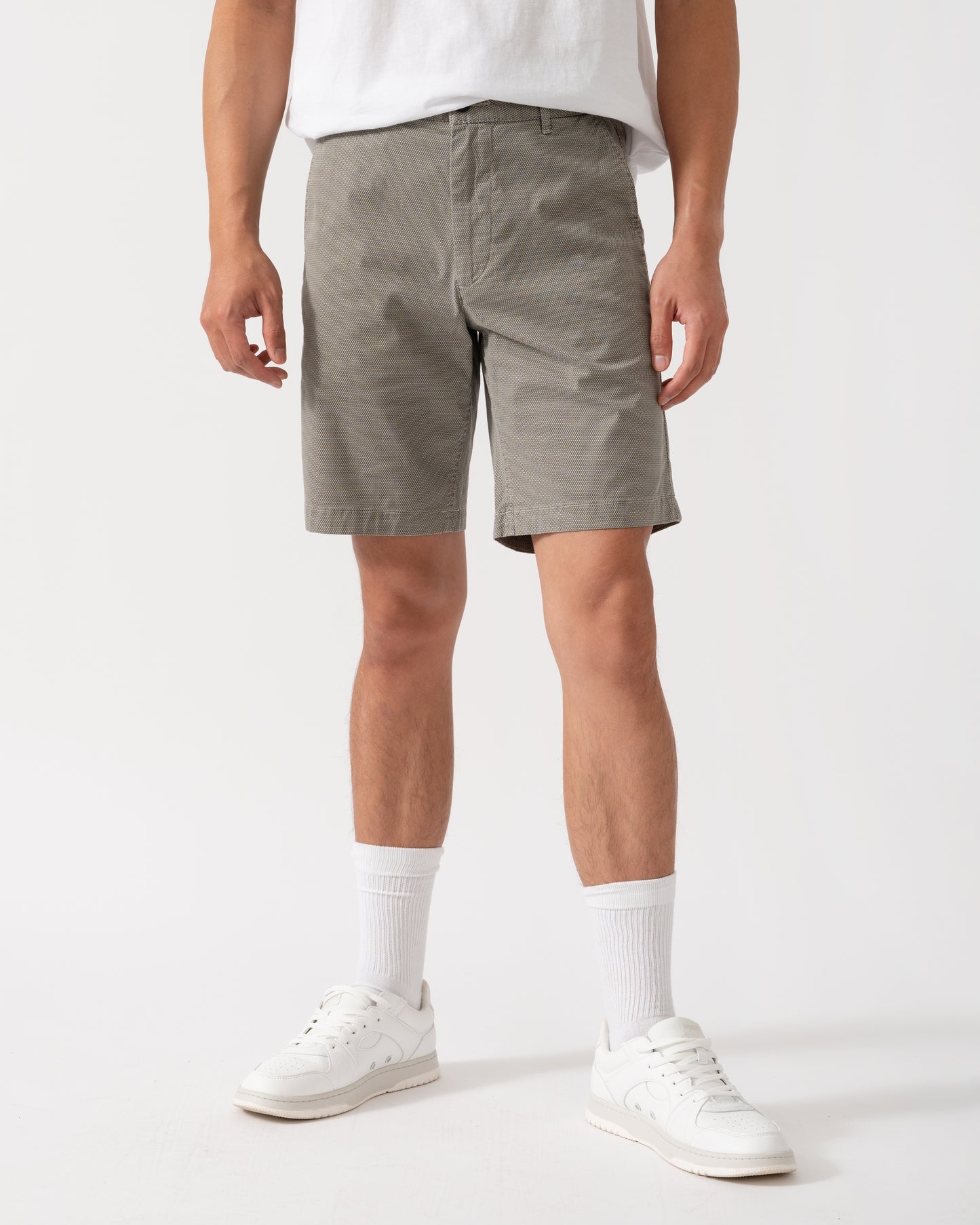 BOSS Orange Mens Slim-Fit Chino Shorts in Stretch-Cotton Twill - Grey 271