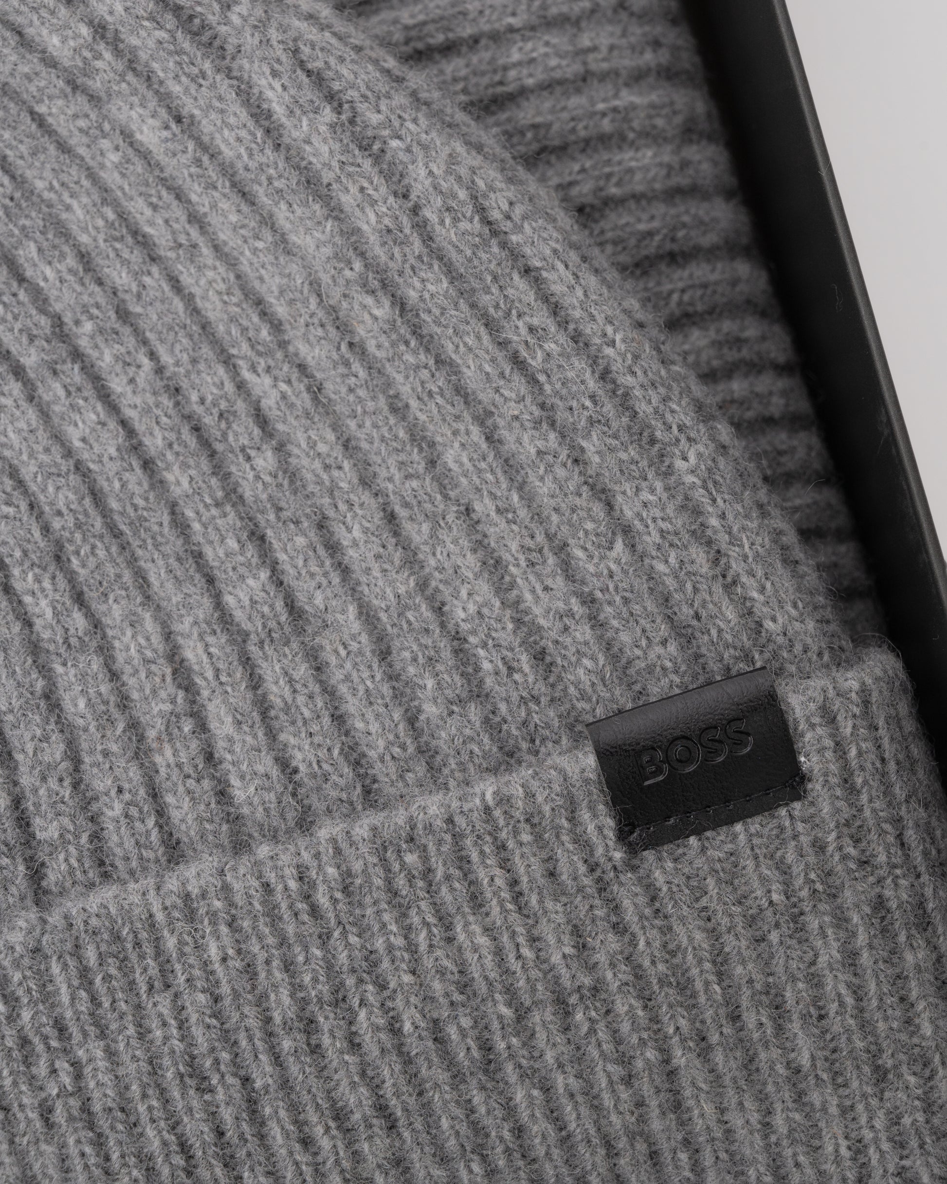 BOSS Orange Uboldi Scarf & Beanie Set - Silver 041 logo detail