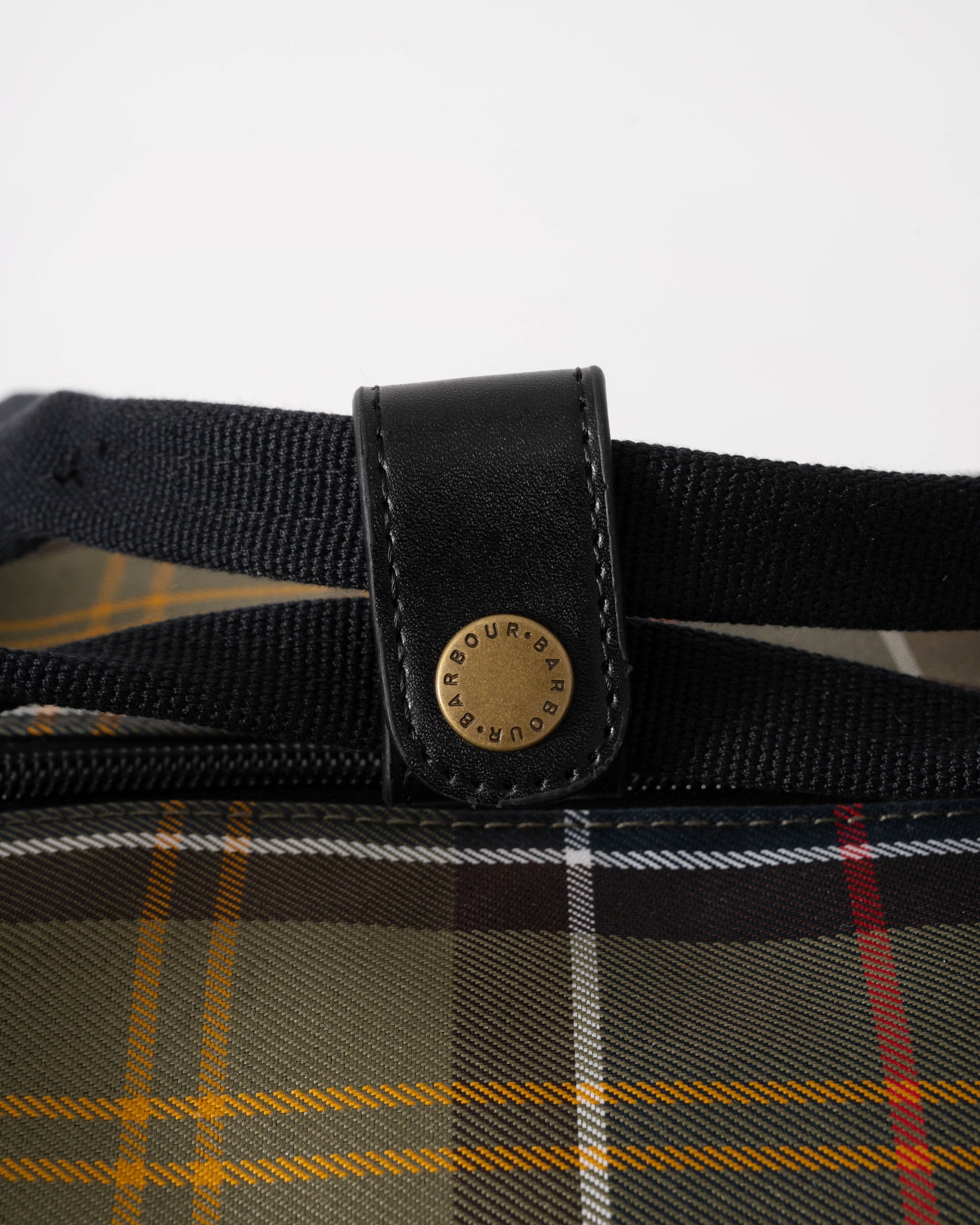Barbour Torridon Unisex Tartan Holdall - Classic Tartan/Black - CHO - Designer Unisex Duffel Bags