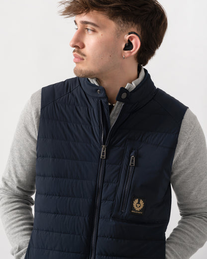 close up shot of a model wearing a Belstaff Chassis Mens Gilet in Dark Ink